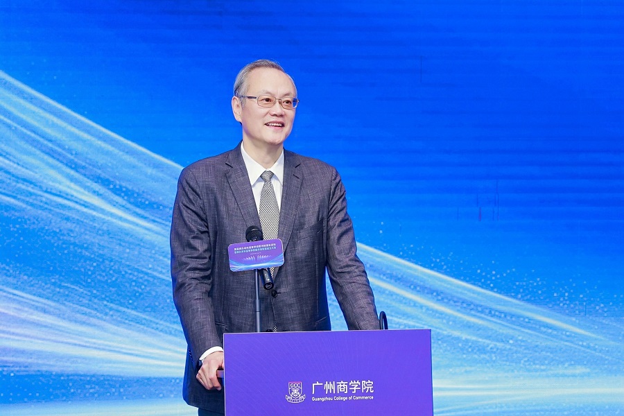 李晓.jpg