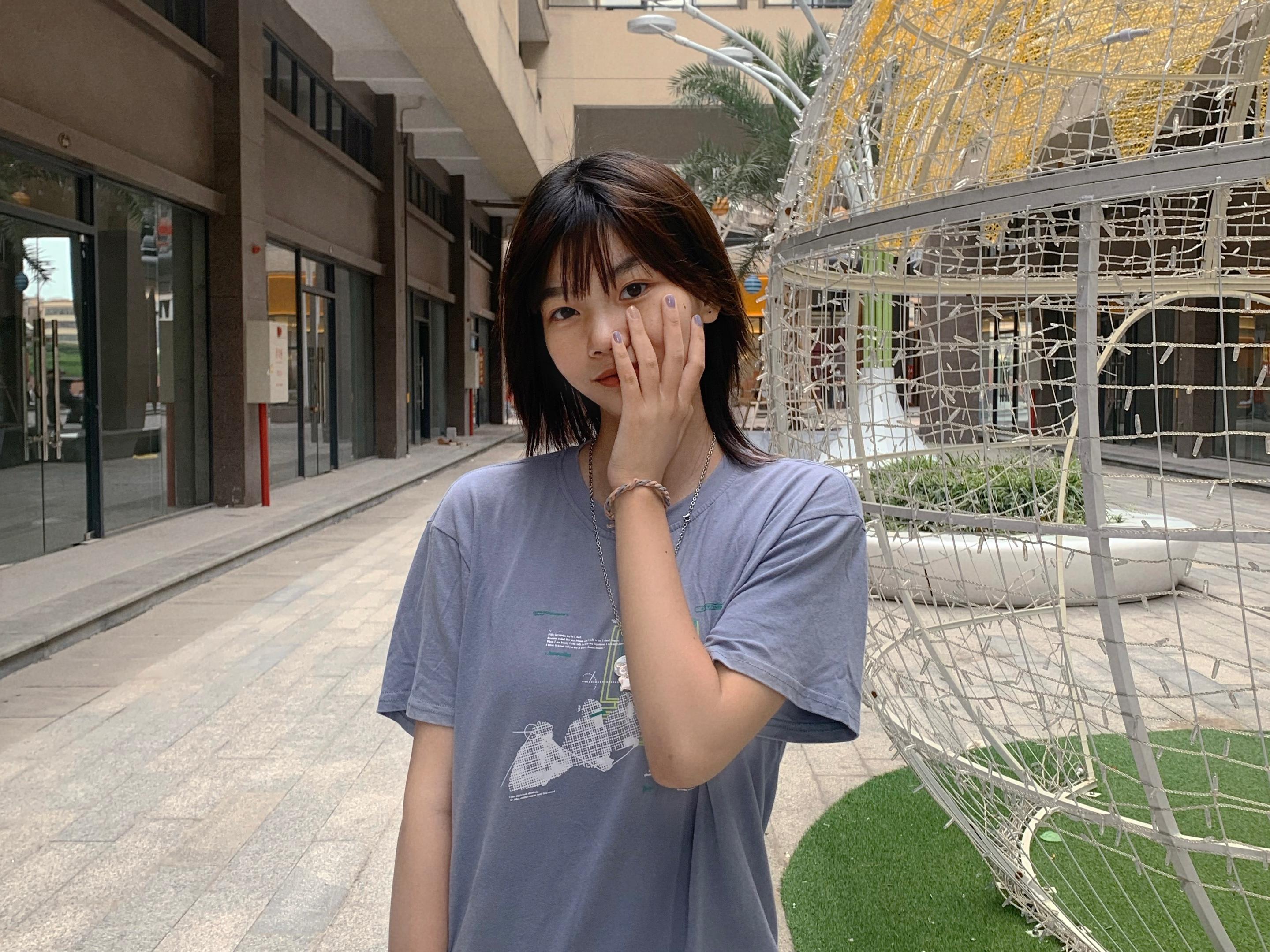 张佳丽.jpg